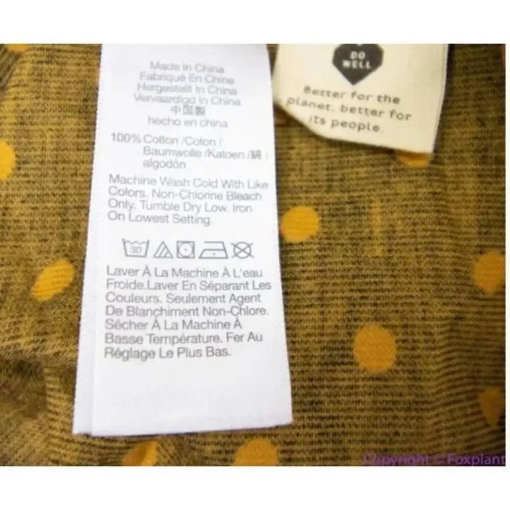 NWOT Madewell Corduroy Puff-Sleeve‎ Wrap Top in Oval Dot, 100% cotton, Black, M
